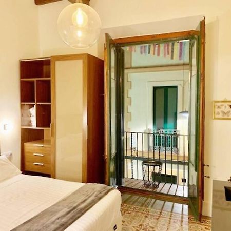 Cozy Studio With Balcony In The Best Place Appartamento Sitges Esterno foto