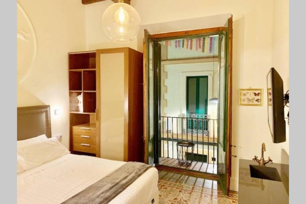Cozy Studio With Balcony In The Best Place Appartamento Sitges Esterno foto