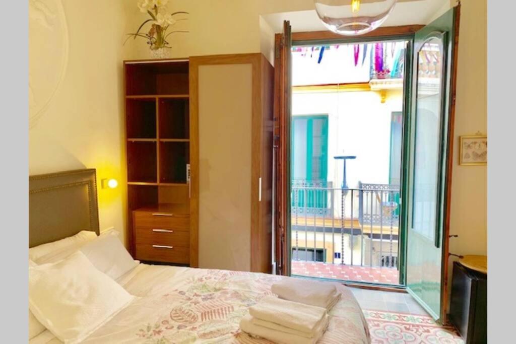 Cozy Studio With Balcony In The Best Place Appartamento Sitges Esterno foto