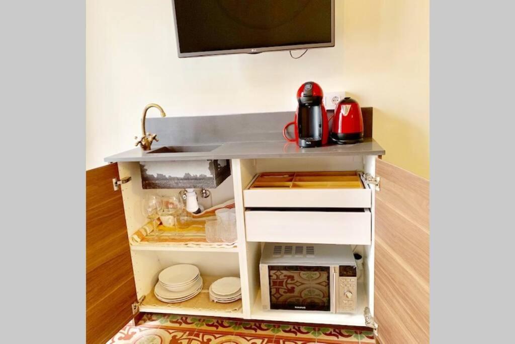 Cozy Studio With Balcony In The Best Place Appartamento Sitges Esterno foto